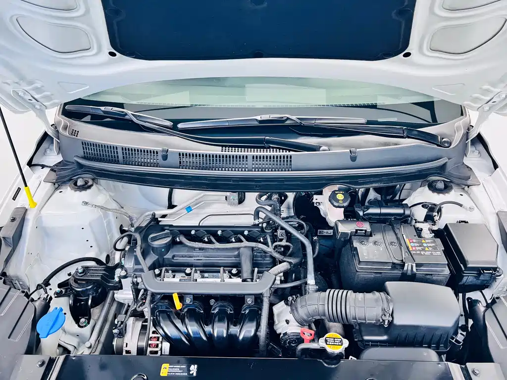 Hyundai Verna 2018 — фото 23