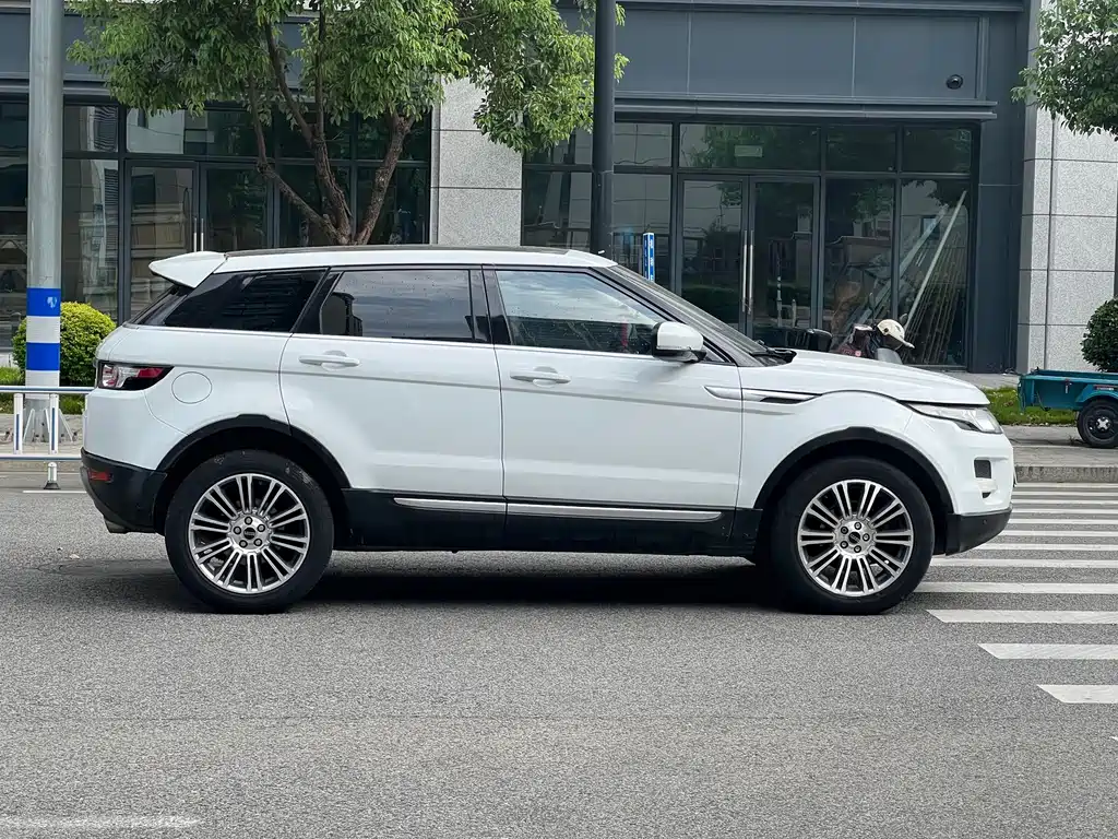 Land Rover Range Rover Evoque 2013 — фото 7