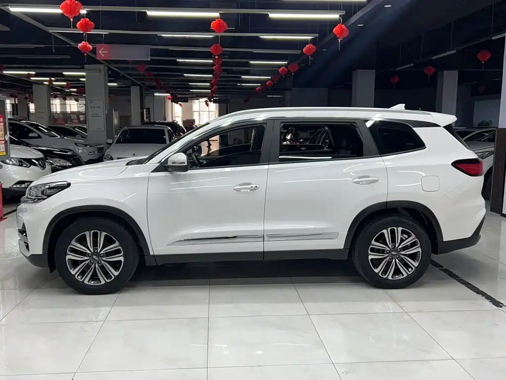 Chery Tiggo 8 2019 — фото 15
