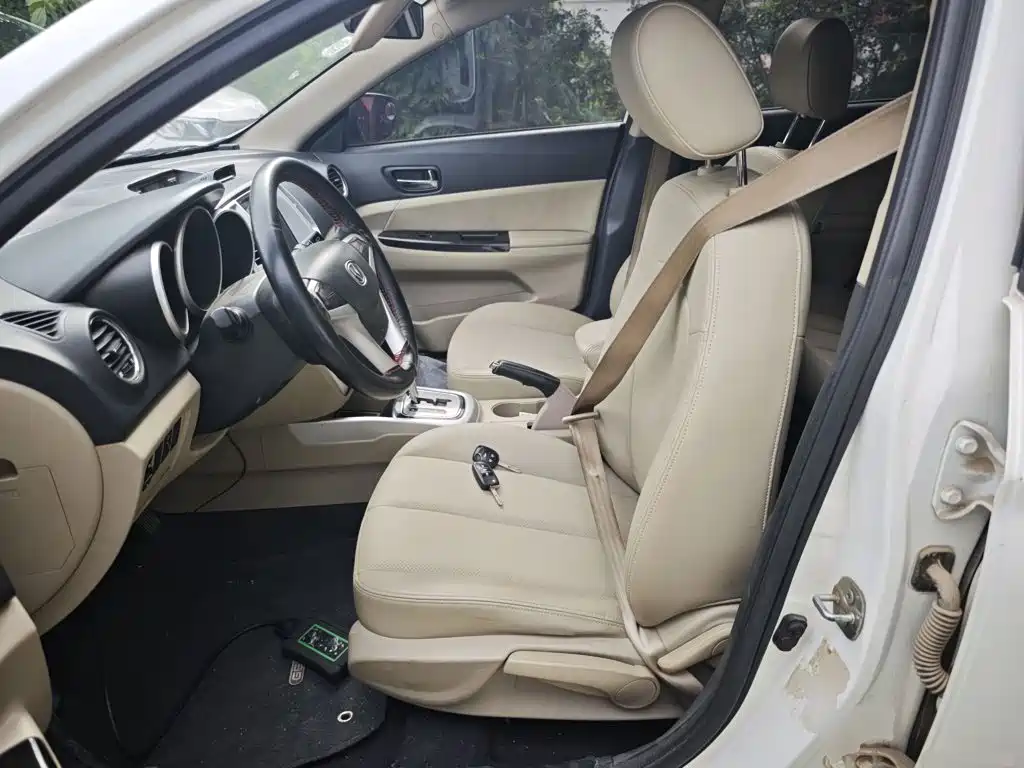 Changan Escape 2015 — фото 15
