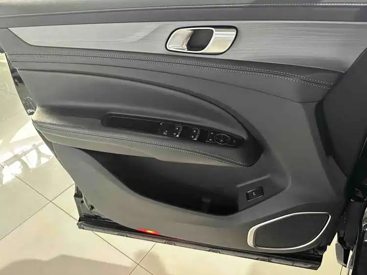 Ford Territory 2022 — фото 17