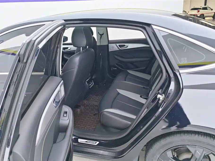 Roewe i6 MAX New Energy 2021 — фото 11