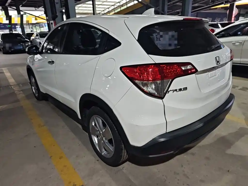 Honda Vezel 2022 — фото 23