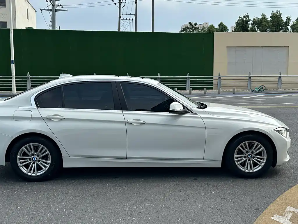 BMW 3 Series 2015