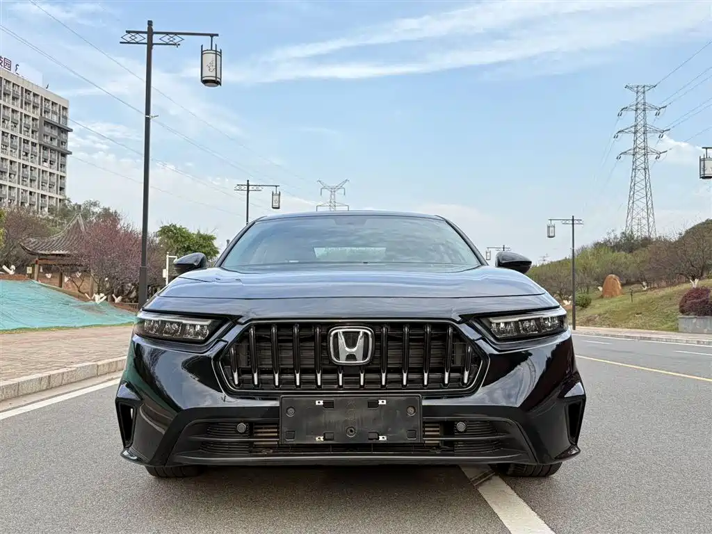 Honda Inspire 2024 — фото 2