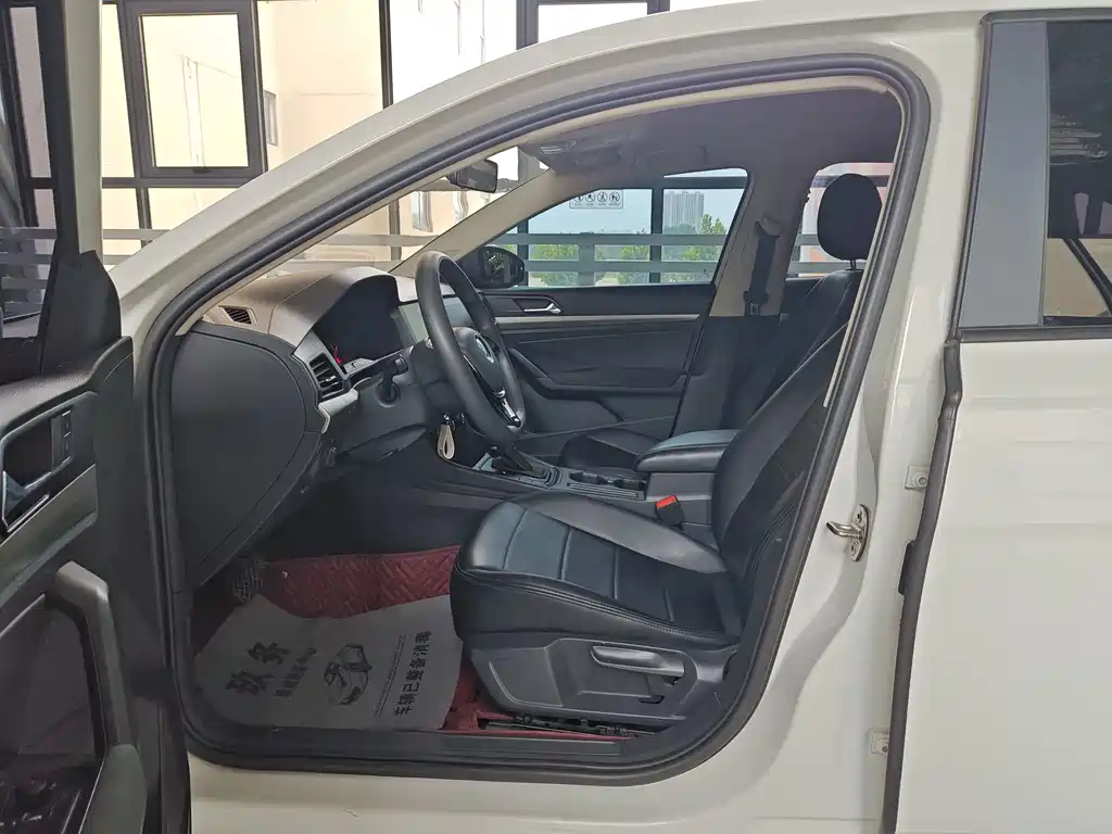 Volkswagen Lavida 2022