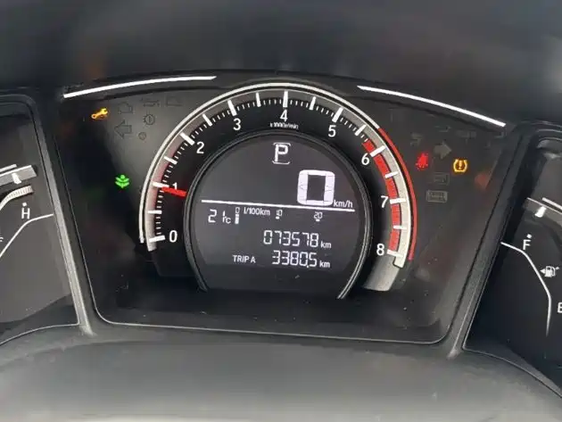 Honda Civic 2018 — фото 12