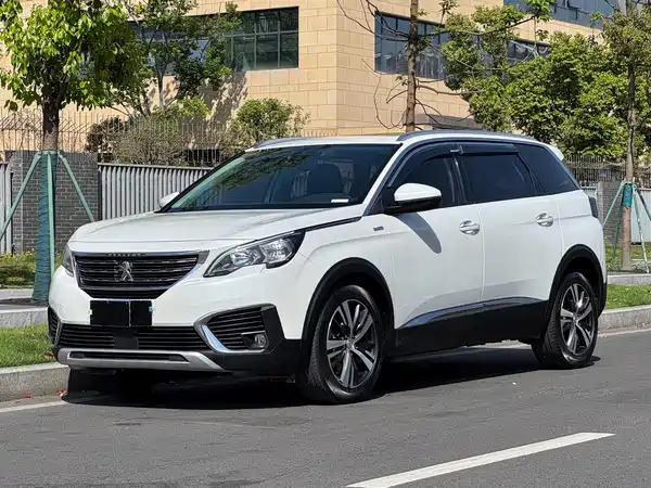 Peugeot 5008 2017