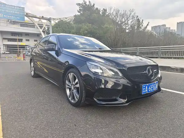 Mercedes-Benz E-Class 2015