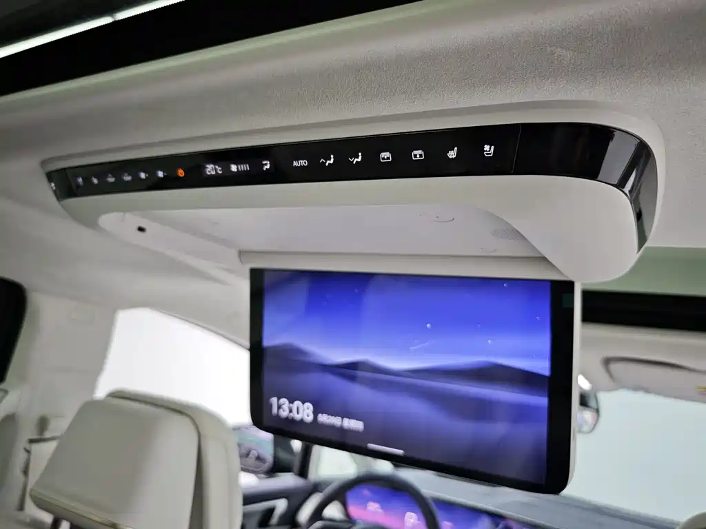 Buick GL8 New Energy 2025 — фото 24