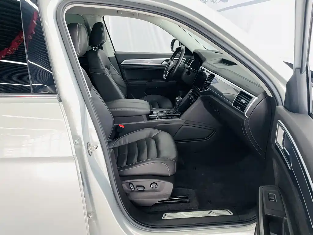 Volkswagen Teramont 2019 — фото 14