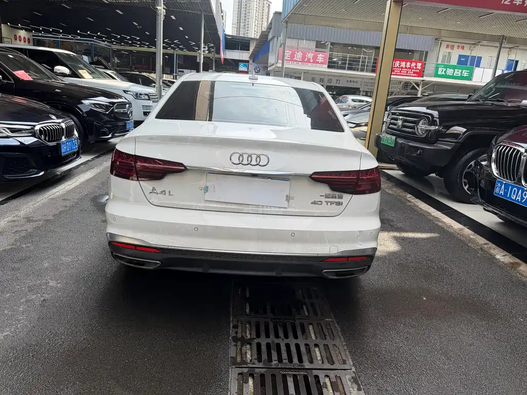 Audi A4L 2021