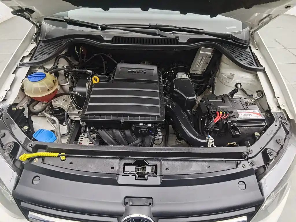 Volkswagen Polo 2015