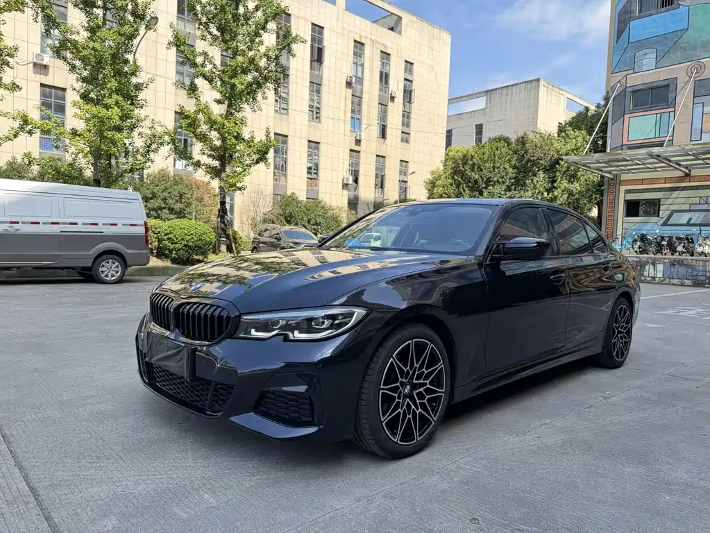 BMW 3 Series 2021