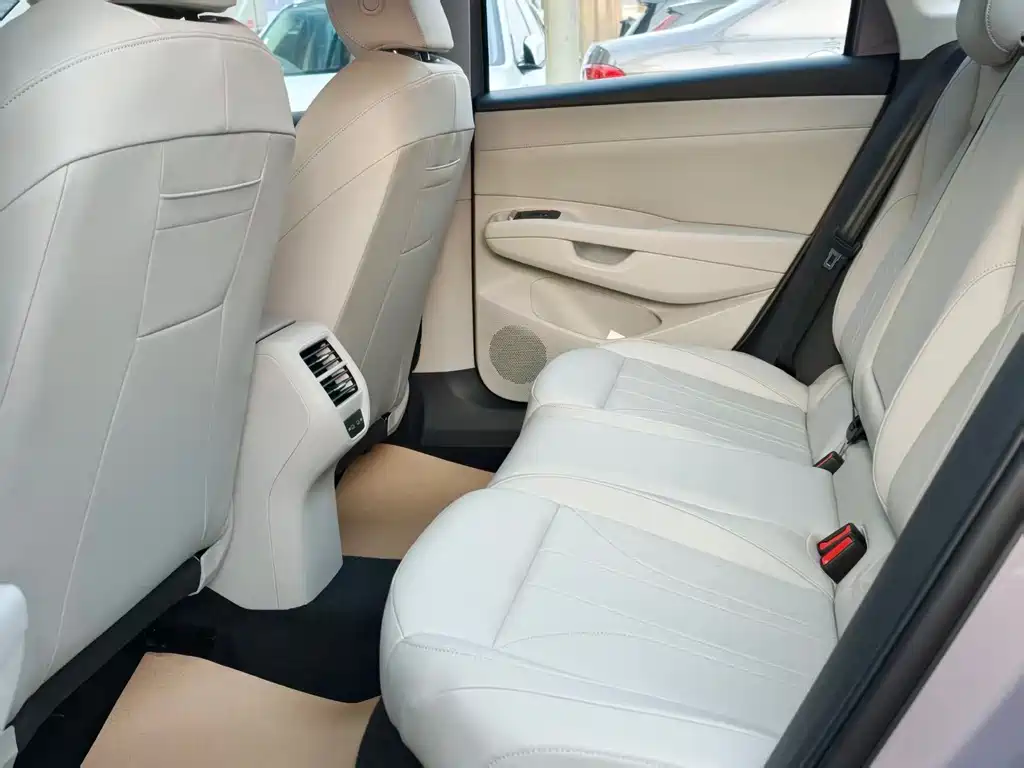 Volkswagen Lavida 2025