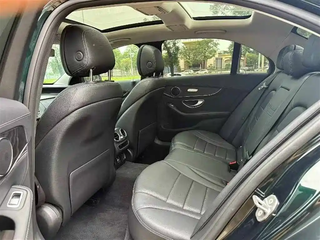 Mercedes-Benz C-Class 2020 — фото 6