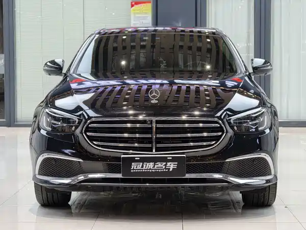 Mercedes-Benz E-Class 2022