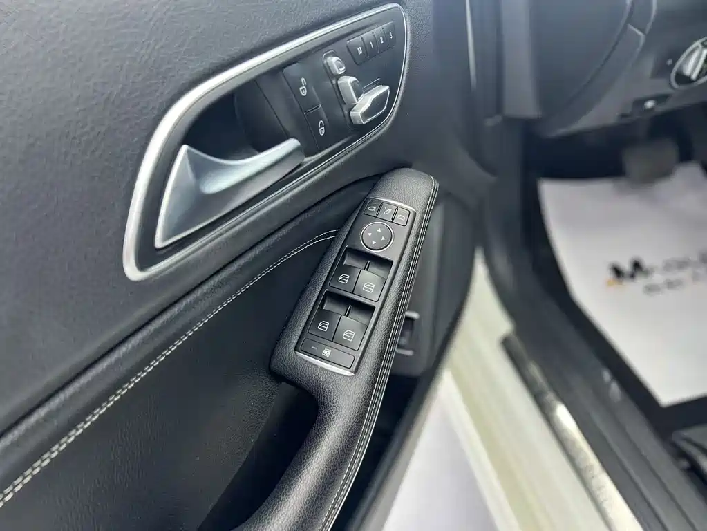 Mercedes-Benz CLA 2016 — фото 15