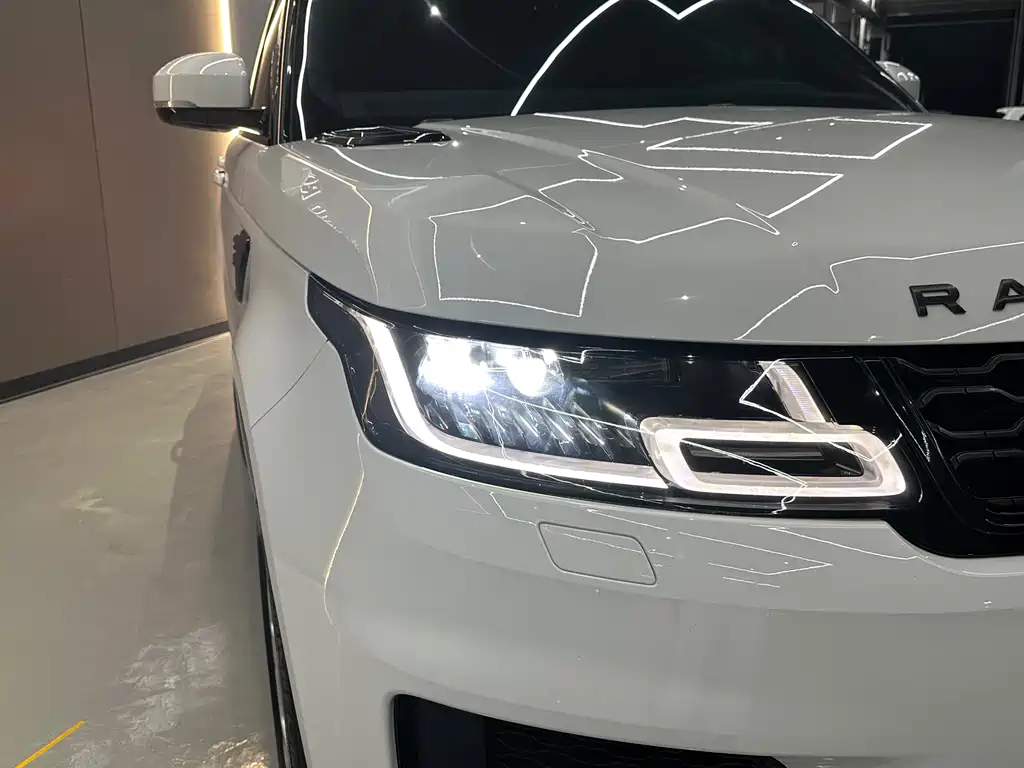 Land Rover Sport PHEV 2019 — фото 13