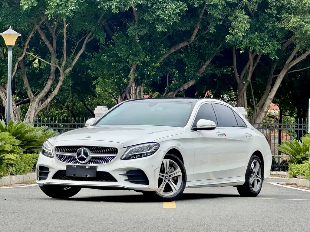 Mercedes-Benz C-Class 2019 — фото 1
