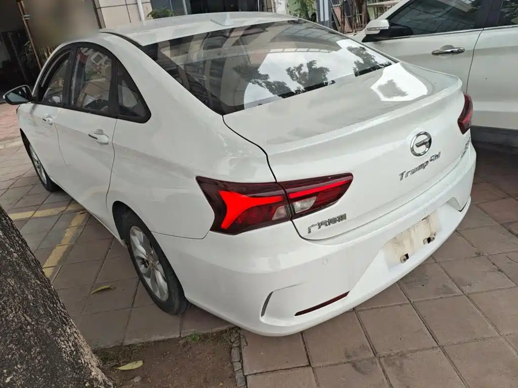 GAC Trumpchi GA4 2018 — фото 23