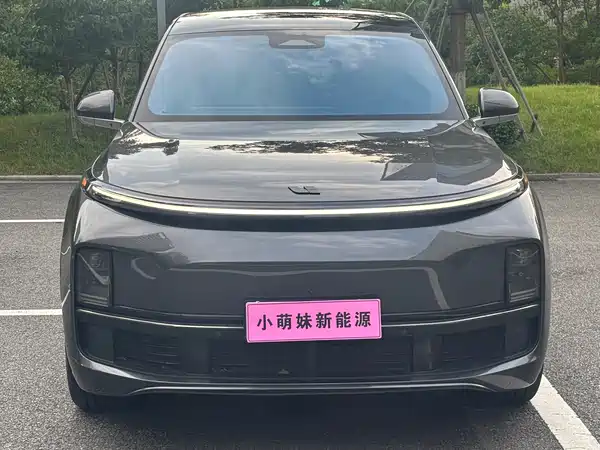 Li Auto L8 2023