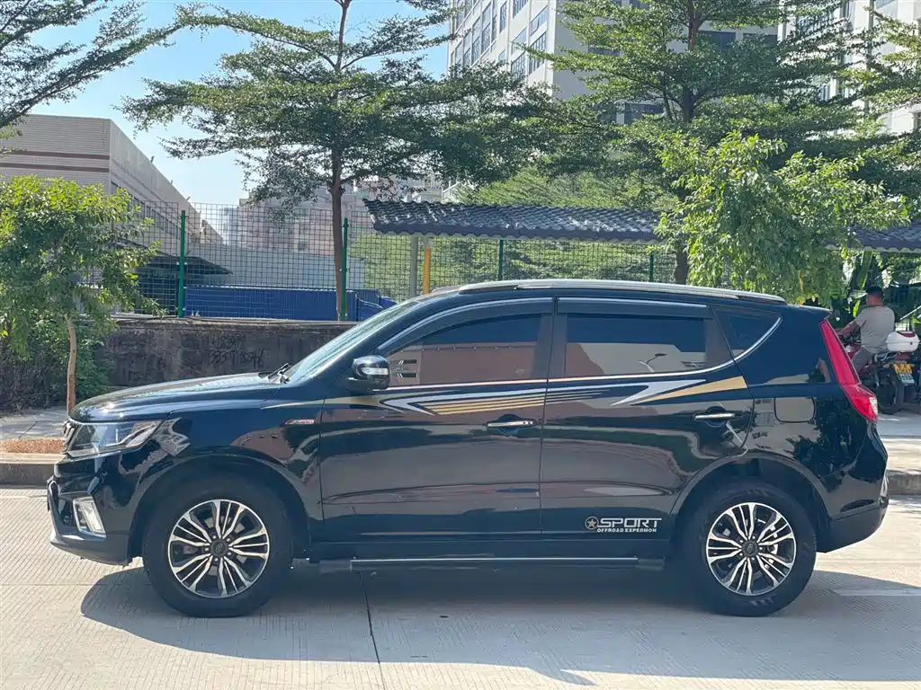Geely Vision X6 2016 — фото 15