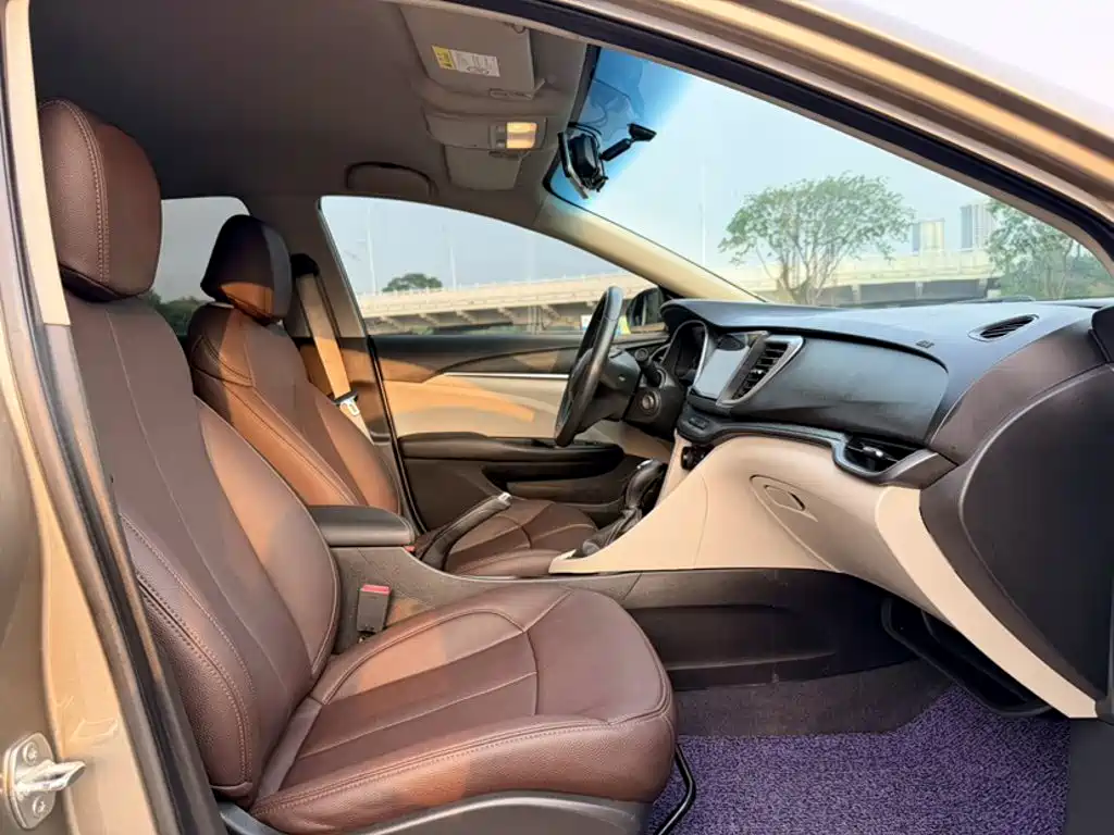 Buick Excelle 2019 — фото 13