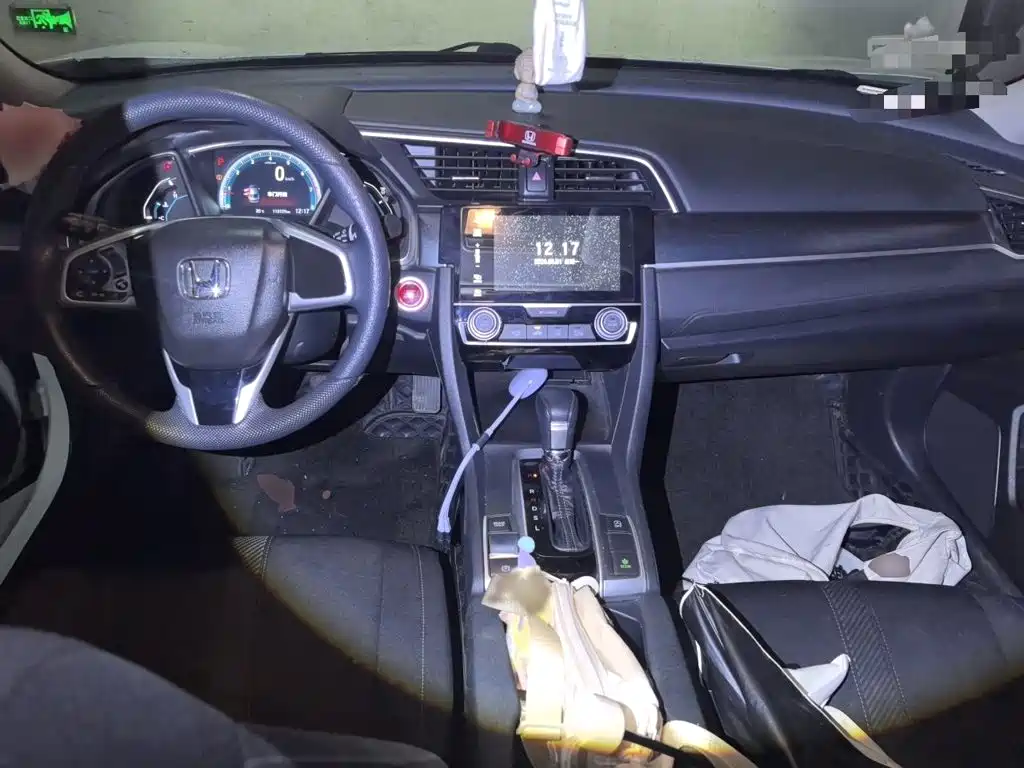 Honda Civic 2018 — фото 13