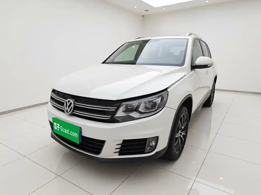 Volkswagen Tiguan 2015 — фото 2
