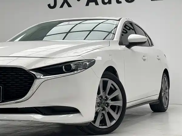 Mazda 3 Axela 2021