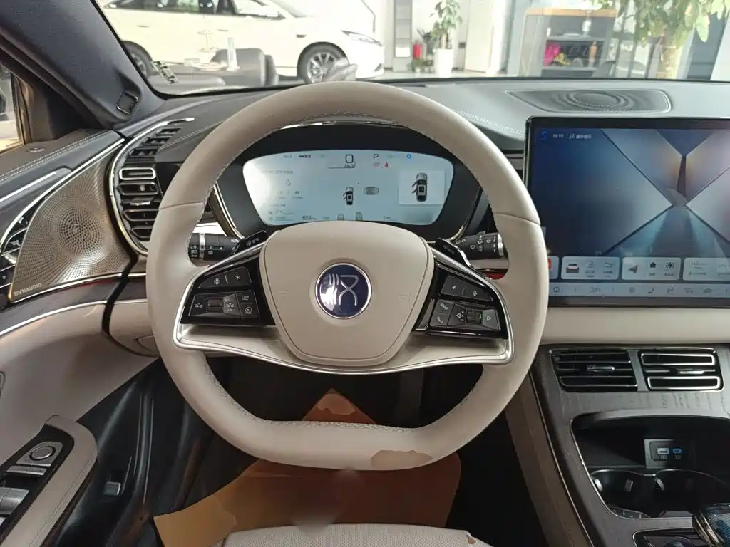 BYD Han 2025