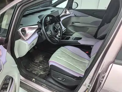 BYD Dolphin 2023