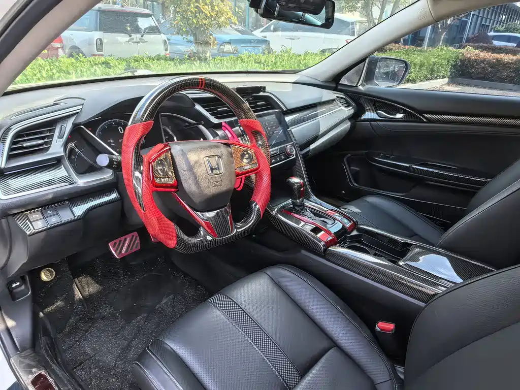 Honda Civic 2019 — фото 10