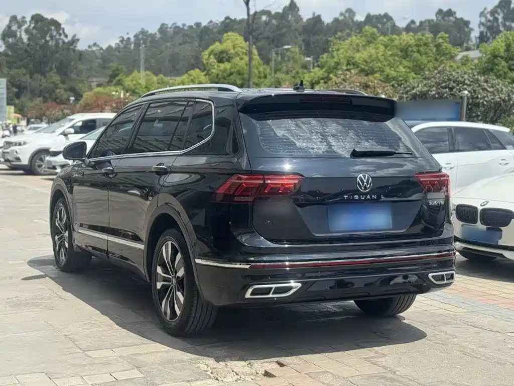 Volkswagen Tiguan L 2021 — фото 8