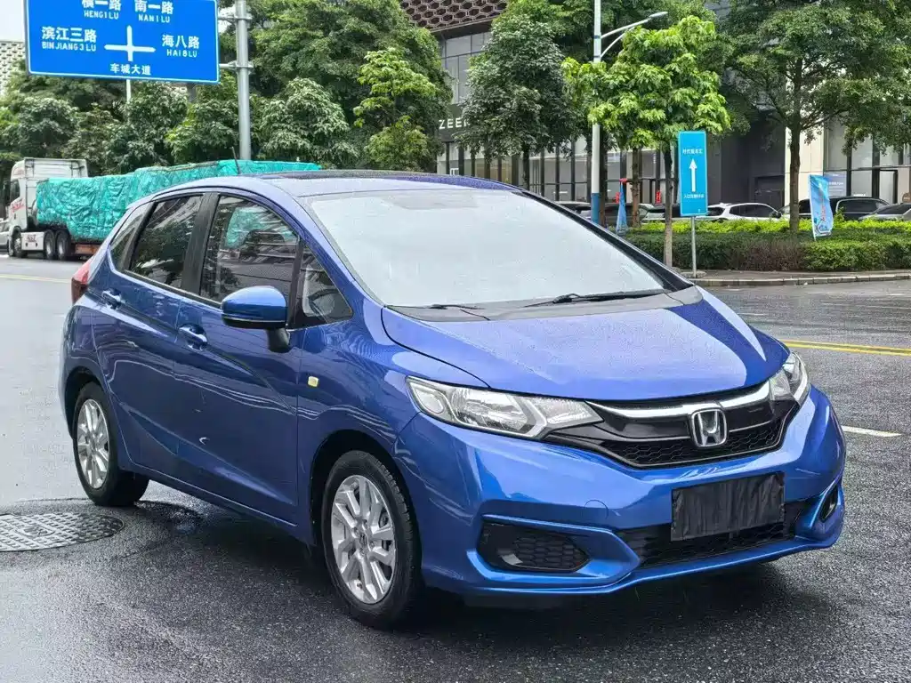Honda Fit 2019 — фото 3