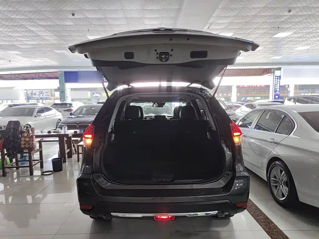 Nissan X-Trail 2020 — фото 15