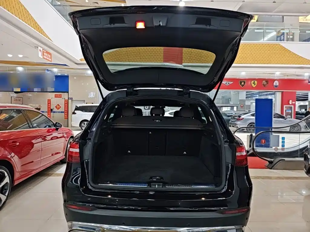 Mercedes-Benz GLC 2018 — фото 15