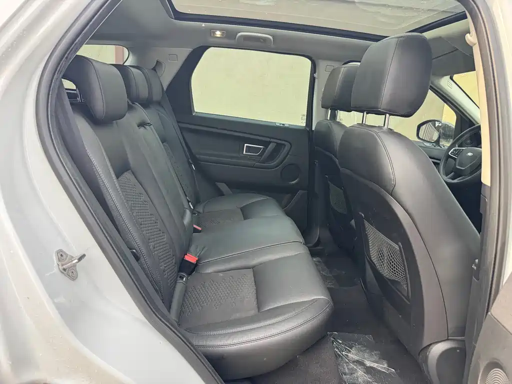 Land Rover Discovery Sport 2018 — фото 20