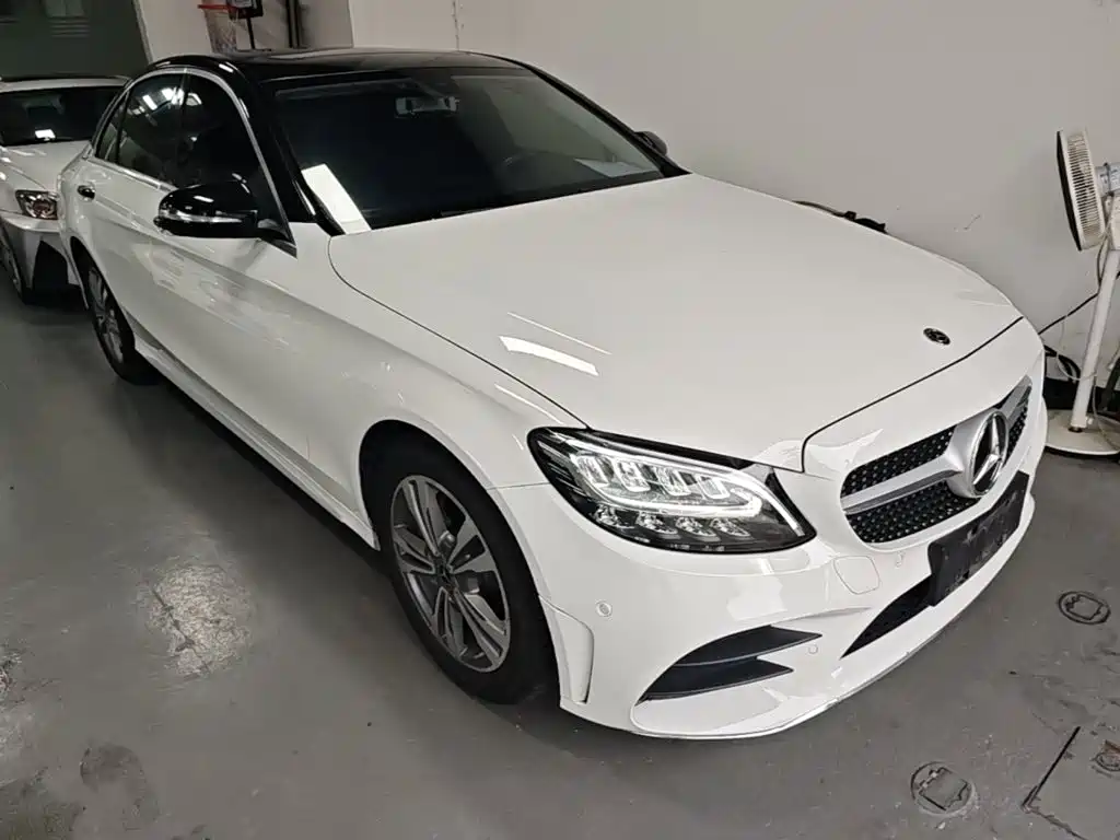Mercedes-Benz C-Class 2020