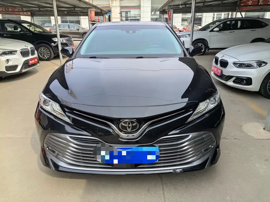 Toyota Camry 2020 — фото 3