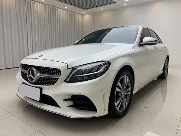 Mercedes-Benz C-Class 2021