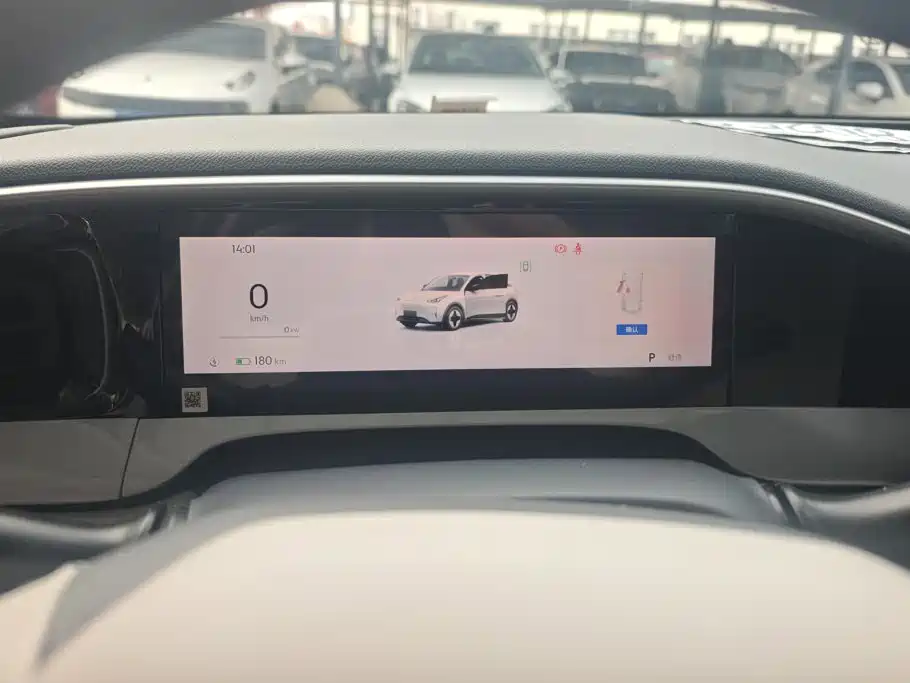 Geely Galaxy Starwish 2025 — фото 14