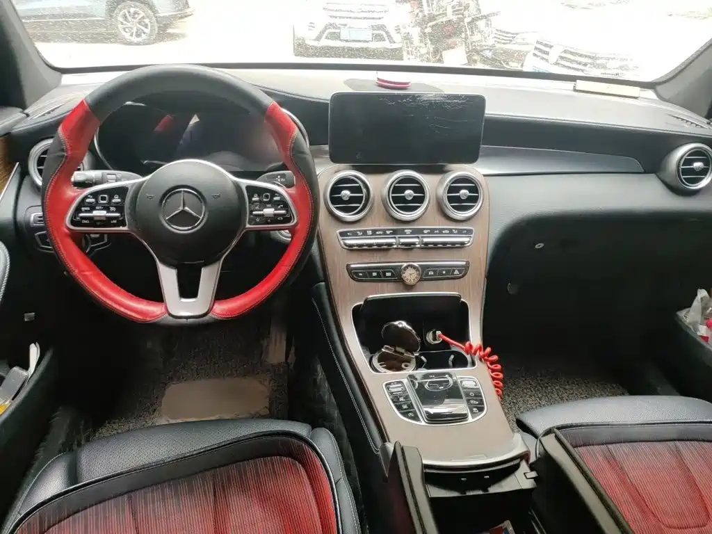 Mercedes-Benz GLC 2020 — фото 13