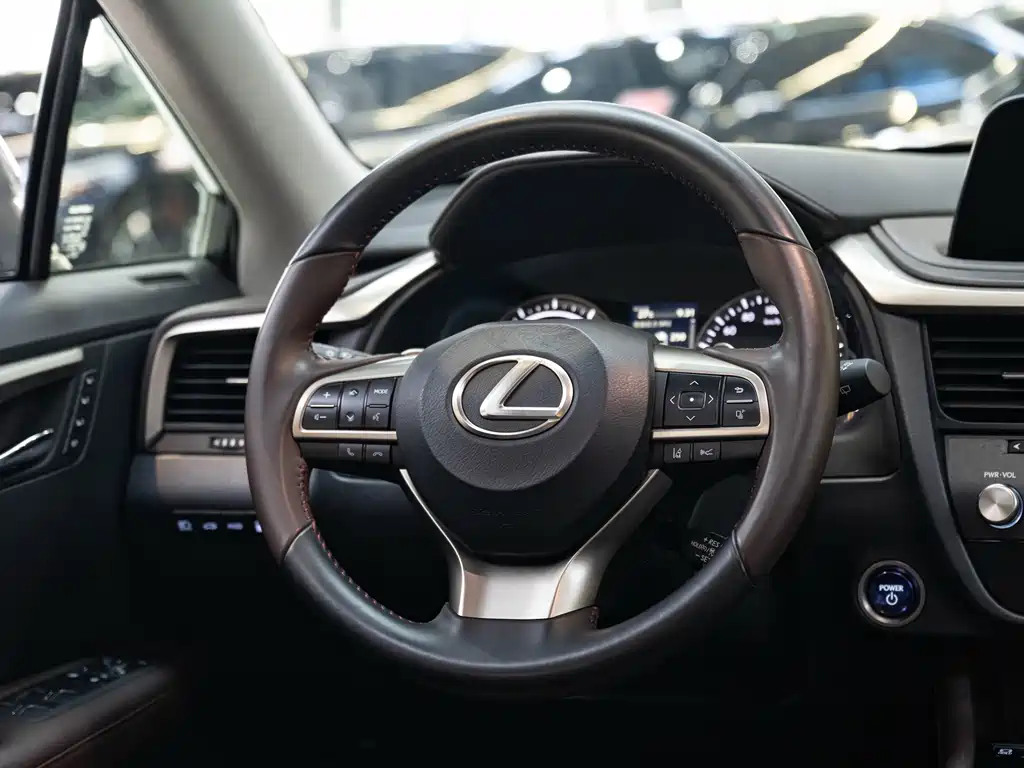 Lexus RX 2022 — фото 13