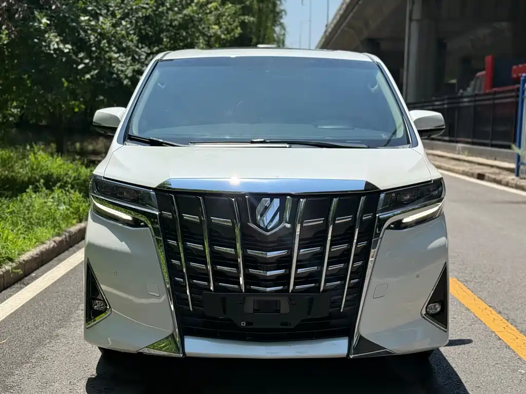 Toyota Alphard 2018 — фото 2