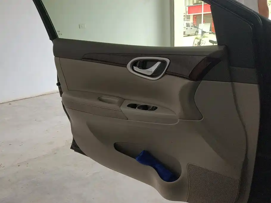 Nissan Sylphy 2013