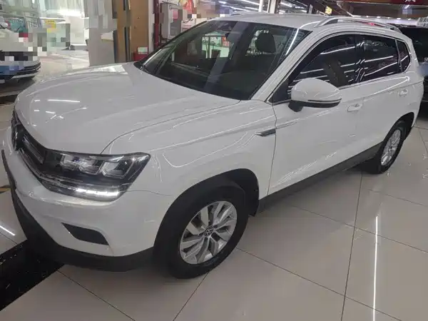Volkswagen Tharu 2020