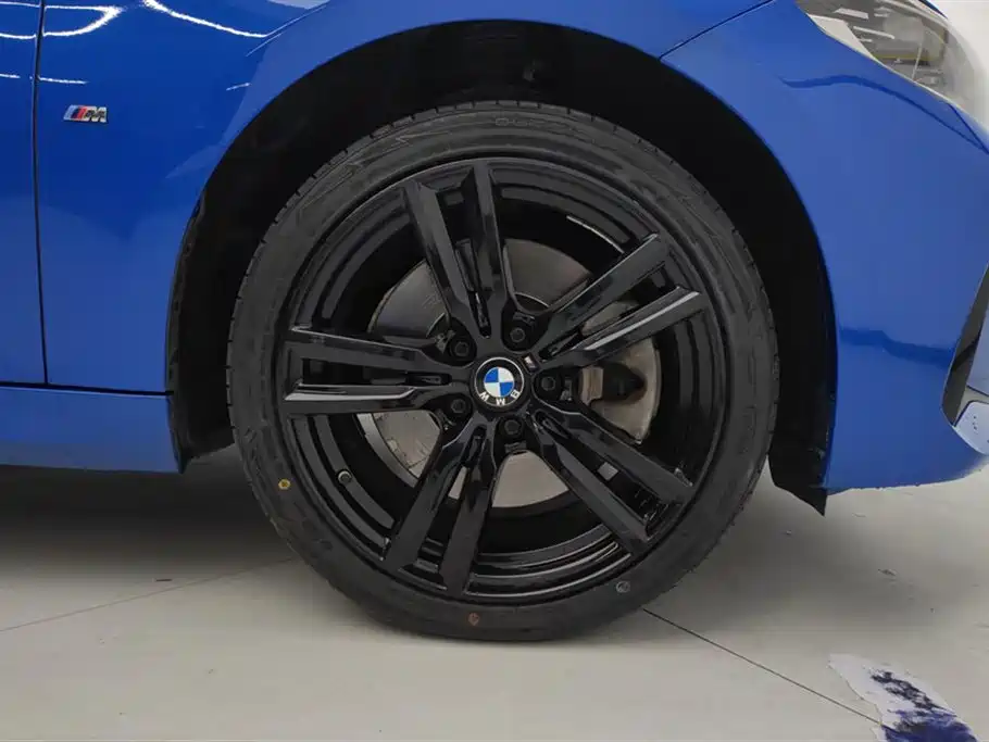 BMW 1 Series 2021