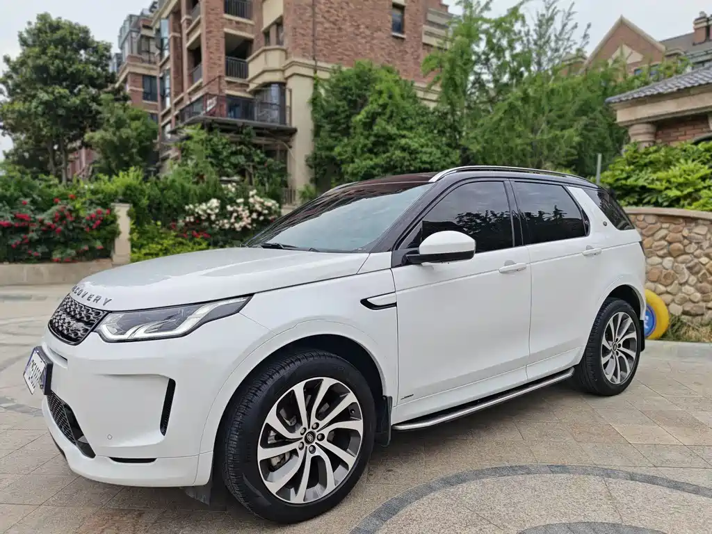 Land Rover Discovery Sport 2021 — фото 1